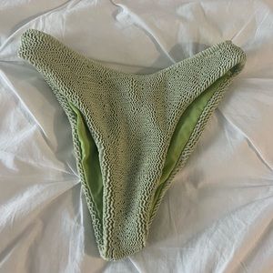 Elysiian Swim Bottoms Size Small